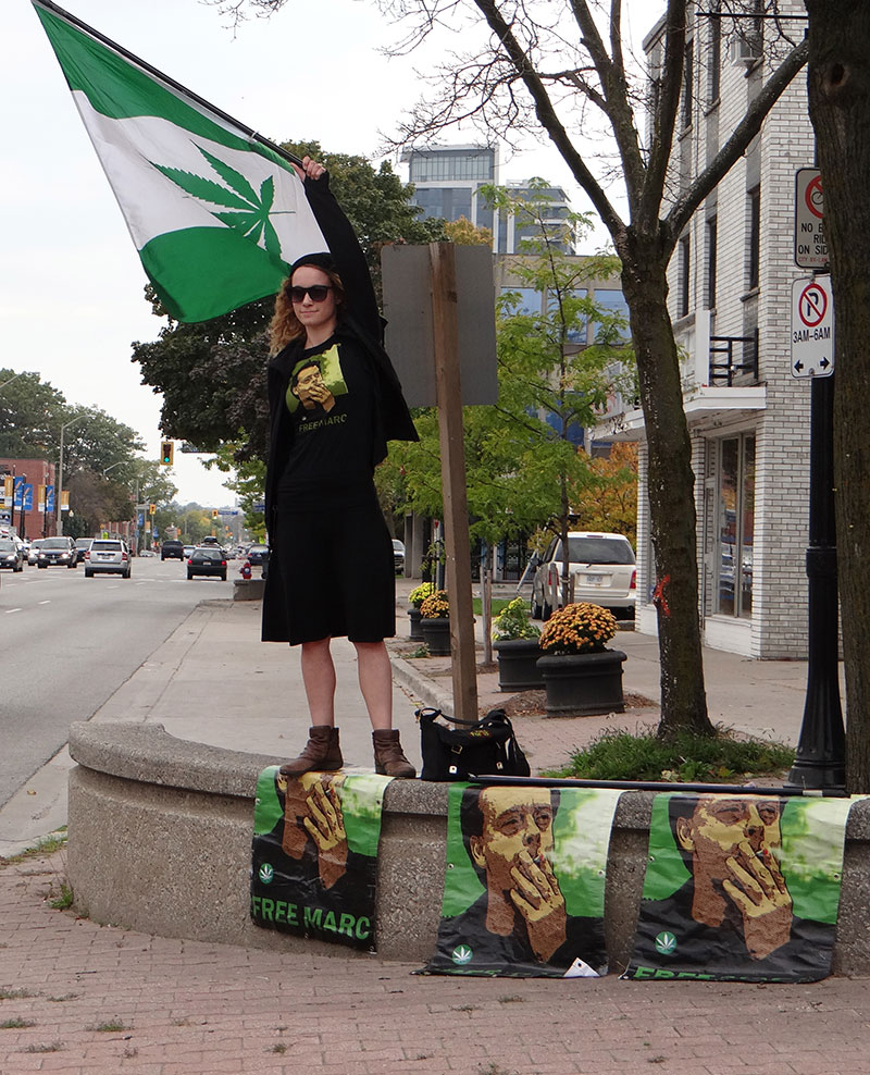 Port Credit protesters urge Prince of Pot’s return to Canada