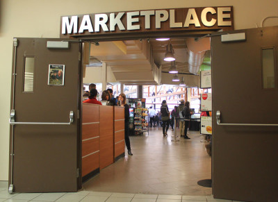 The entrance to the Trafalgar Campus cafeteria during lunch.
